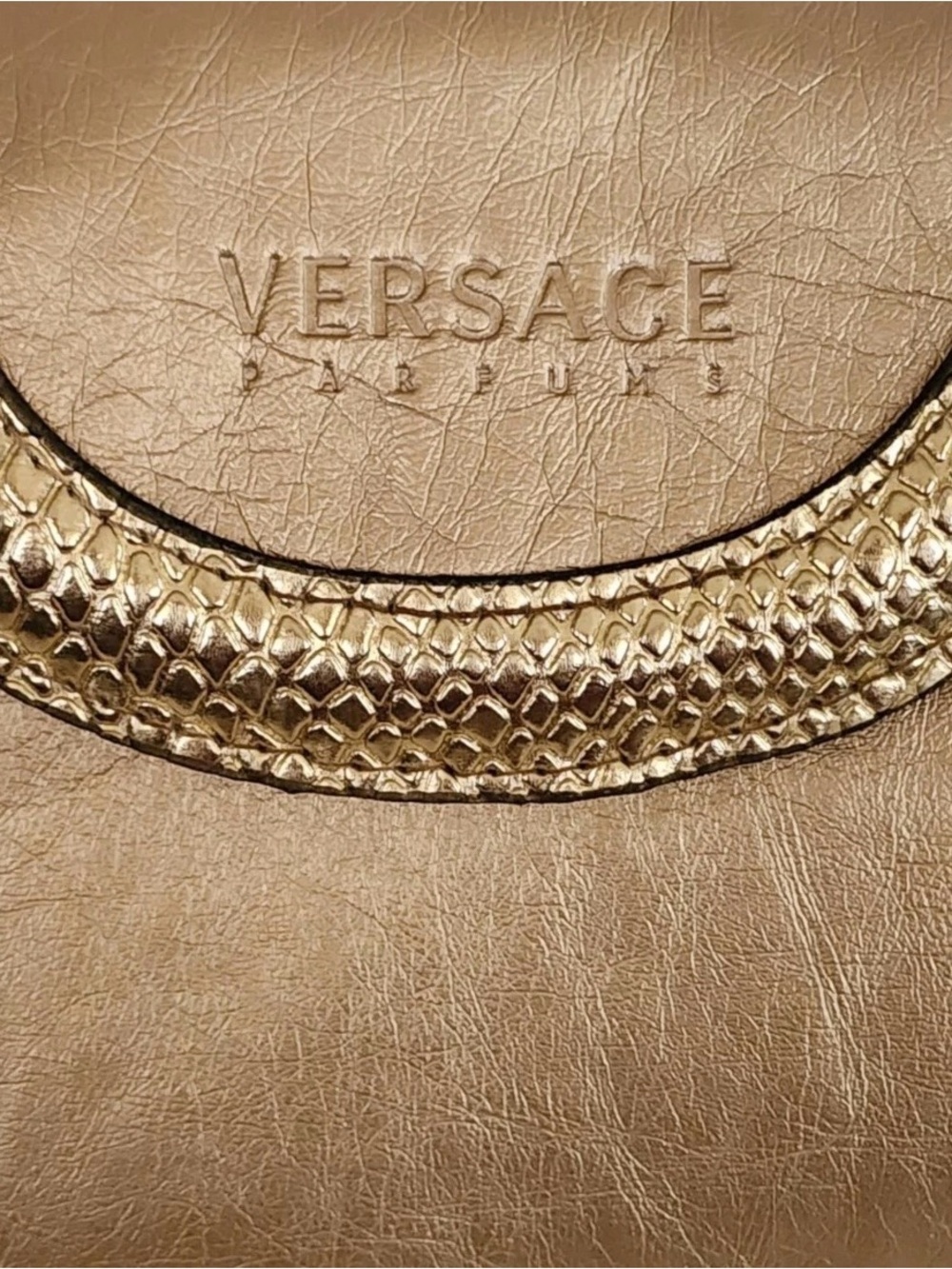 VERSACE Parfums METALLIC GOLDEN COSMETICS CASE BAG CLUTCH & 1 MALLY EYESHADOW - Picture 3 of 10